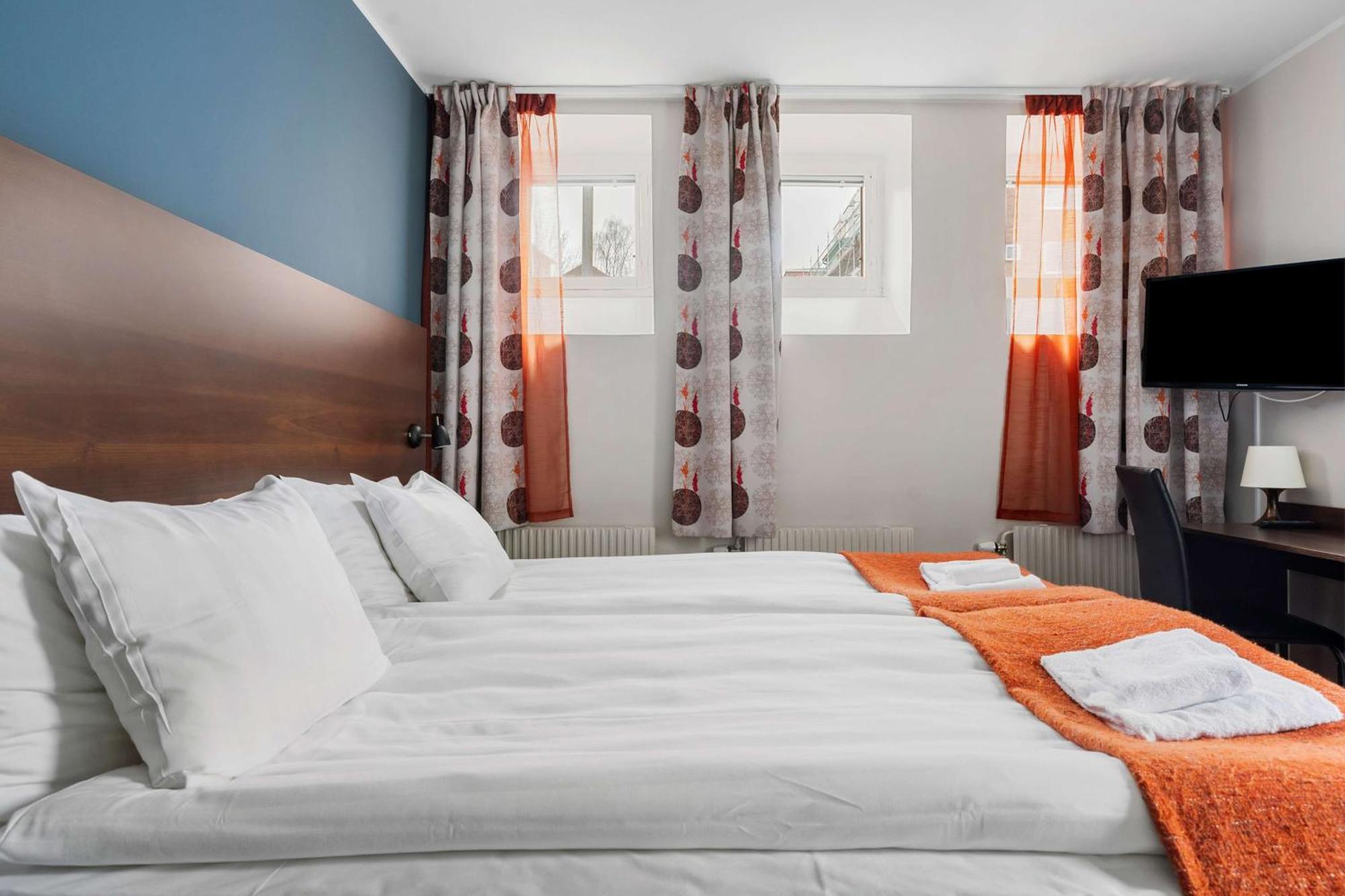 Western Hotelli 3*